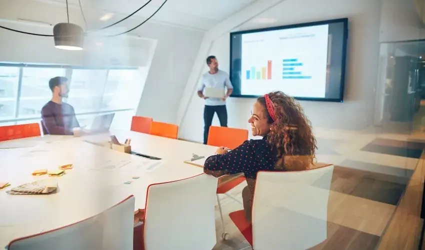 5 sätt för att lyckas med den hybrida arbetsplatsen